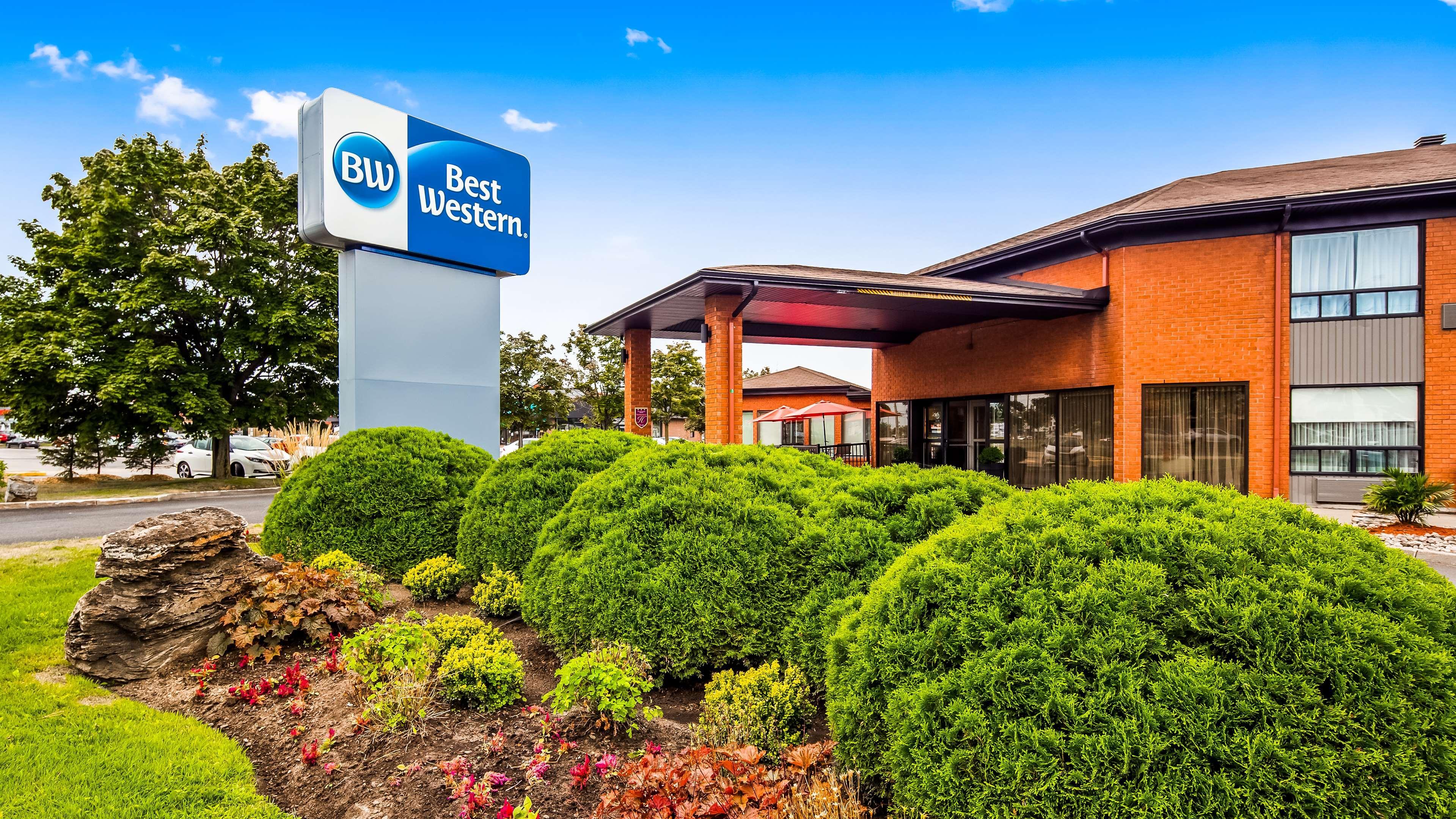 Best Western Hotel Brossard Exteriér fotografie